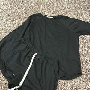 Black lounge set, size large but runs small